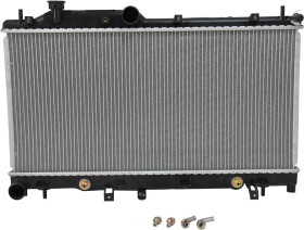Радіатор охолодження двигуна Nissens 67725