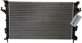 Радиатор охлаждения двигателя Nissens 63816
