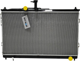 Радіатор охолодження двигуна Nissens 67095