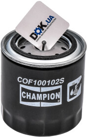 Оливний фільтр Champion COF100102S
