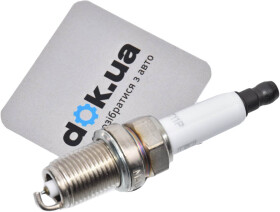 Свеча зажигания Champion CET11P