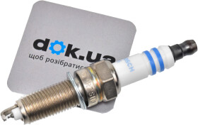 Свеча зажигания Bosch 0242135556