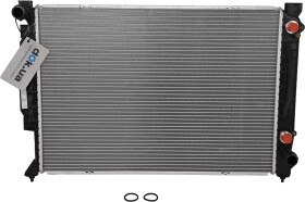 Радіатор охолодження двигуна Nissens 60423A