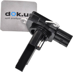 Расходомер воздуха Denso DMA-0111