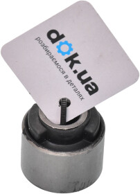 Сайлентблок рычага Stellox 7701670SX