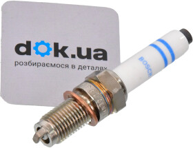 Свеча зажигания Bosch 0241145528