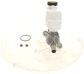 Главный тормозной цилиндр Bosch 0 204 822 666