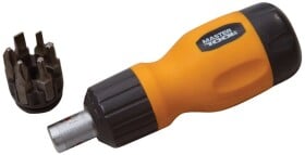 Отвертка реверсивная с набором бит MasterTool 400517